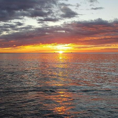 Апартаменты La Nina Del Mar Бенальмадена Экстерьер фото